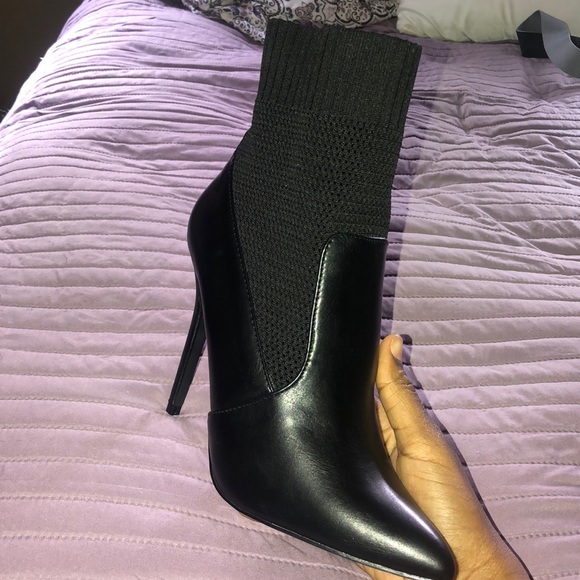 Leather 4in heel booties. - Picture 4 of 4